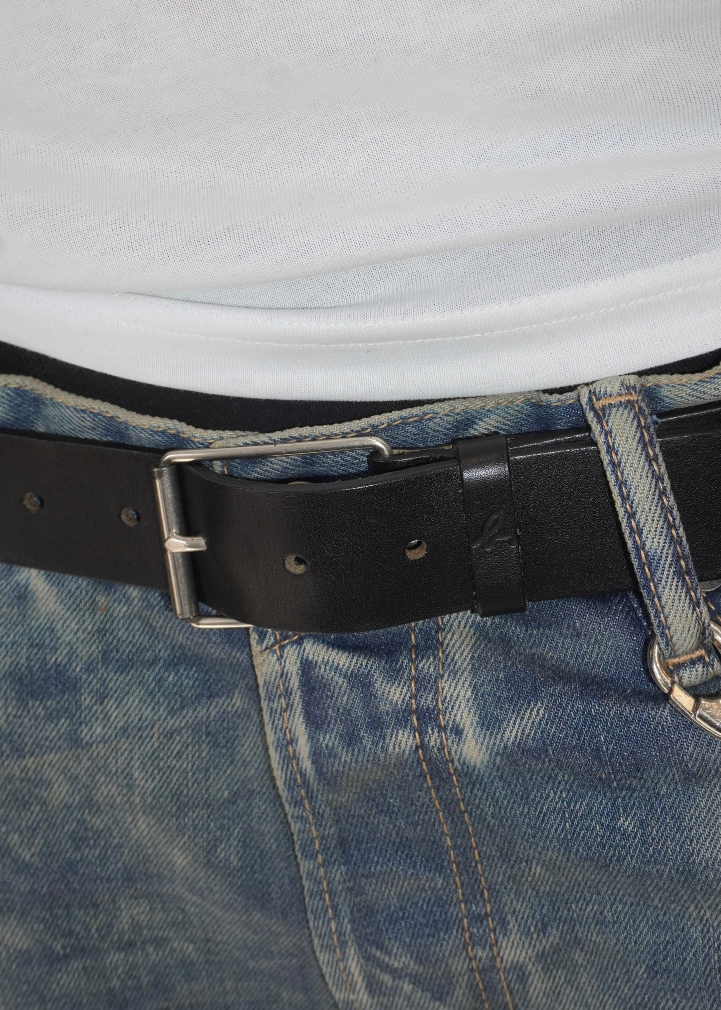 Agnes b. Cow Leather Belt (Black)