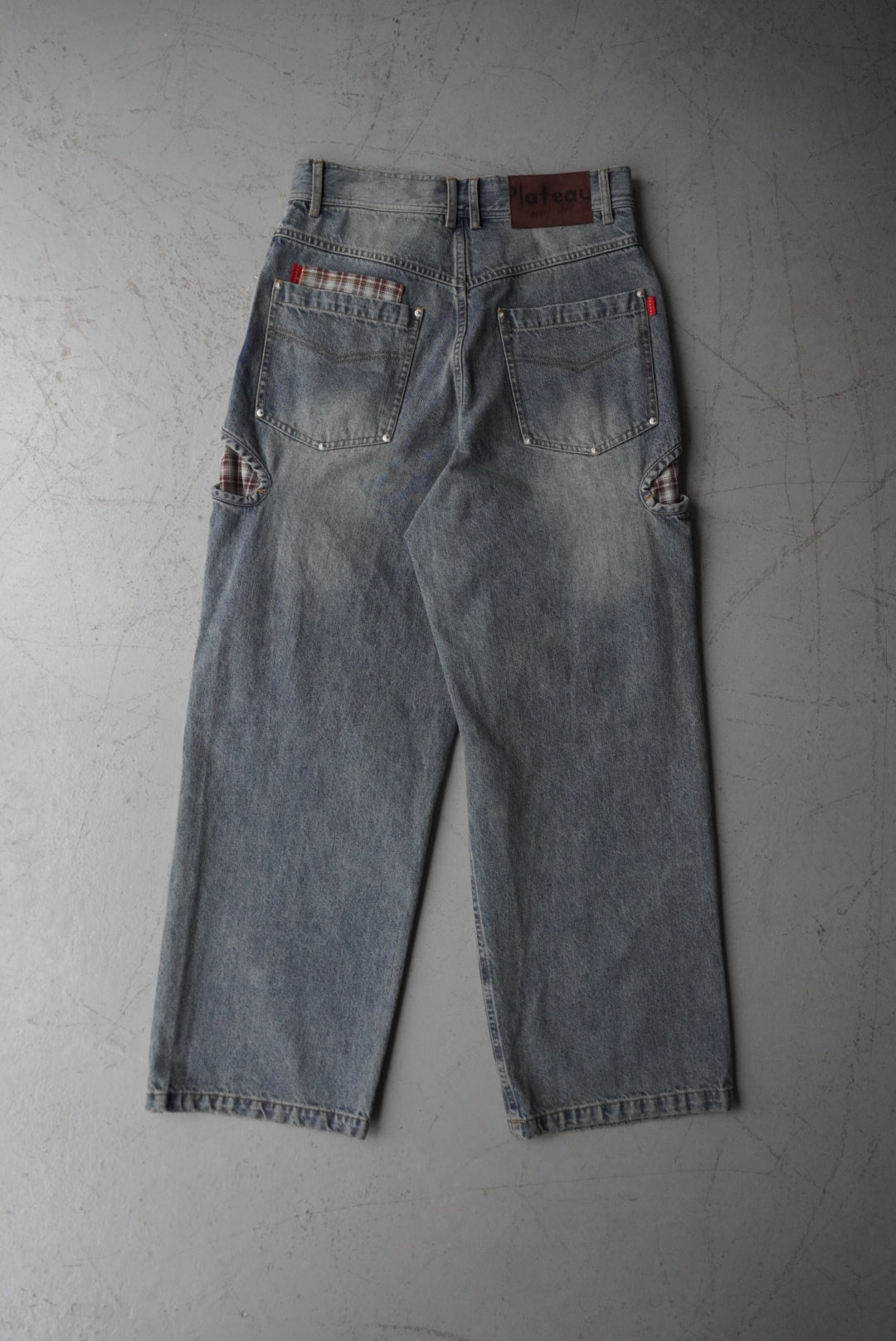 Patch denim pants