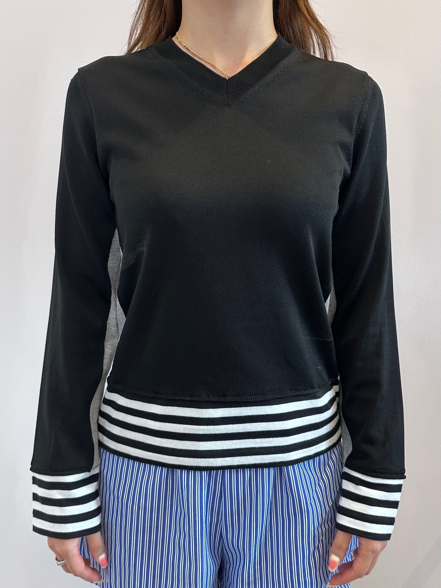 CDG BLACK Layered Border V-neck Tee