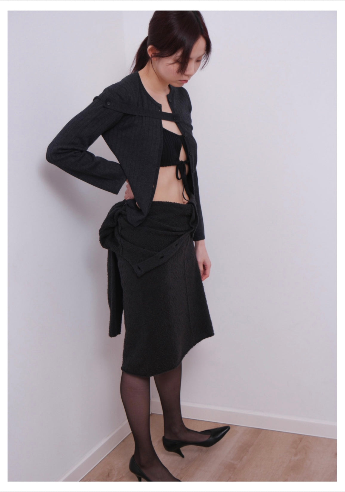 FRONT STRING BRA IN WOOL CHARCOAL