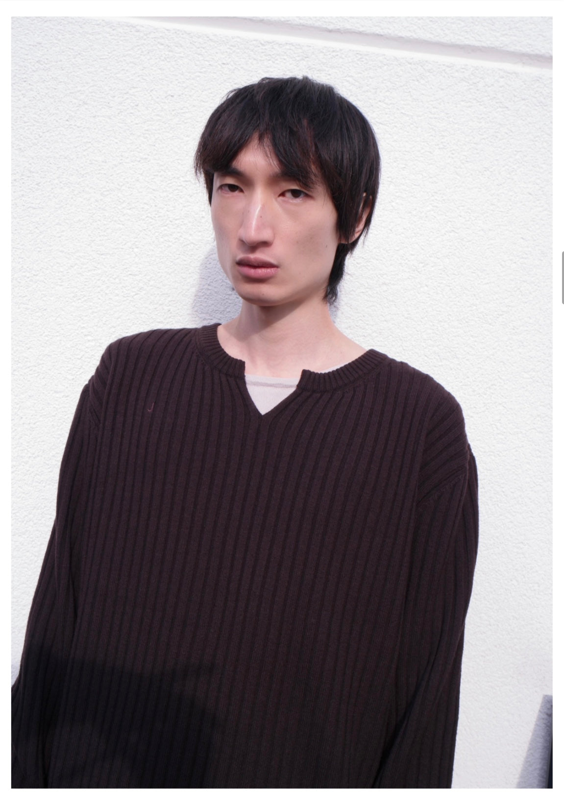 Distressed Split-Neck Pullover In Wool DARK BROWN