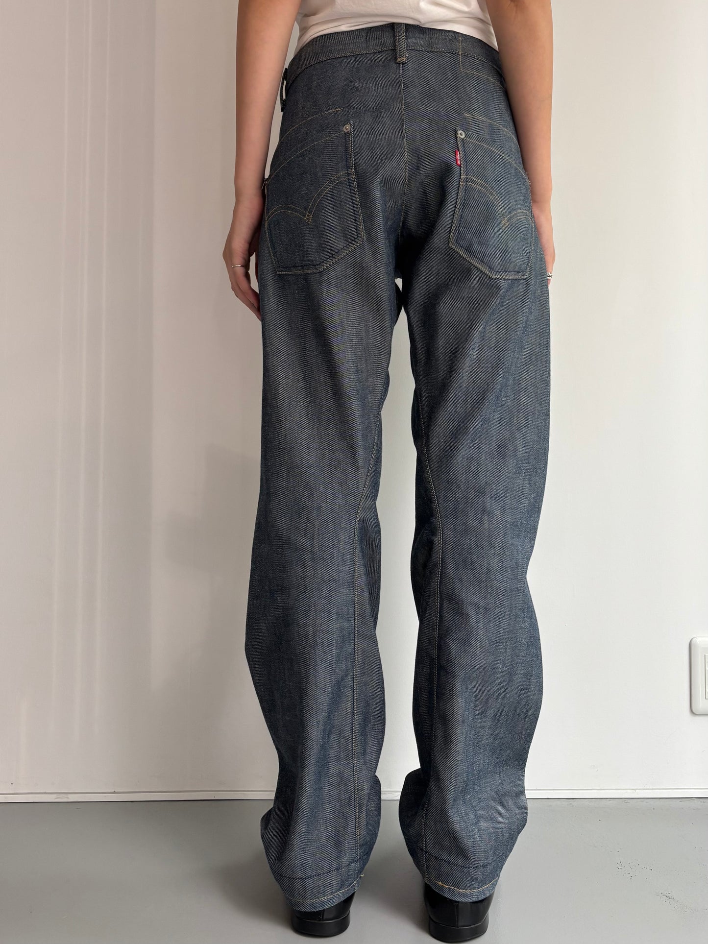 Levi's ENGINEERED JEANS 00s Jeans 02