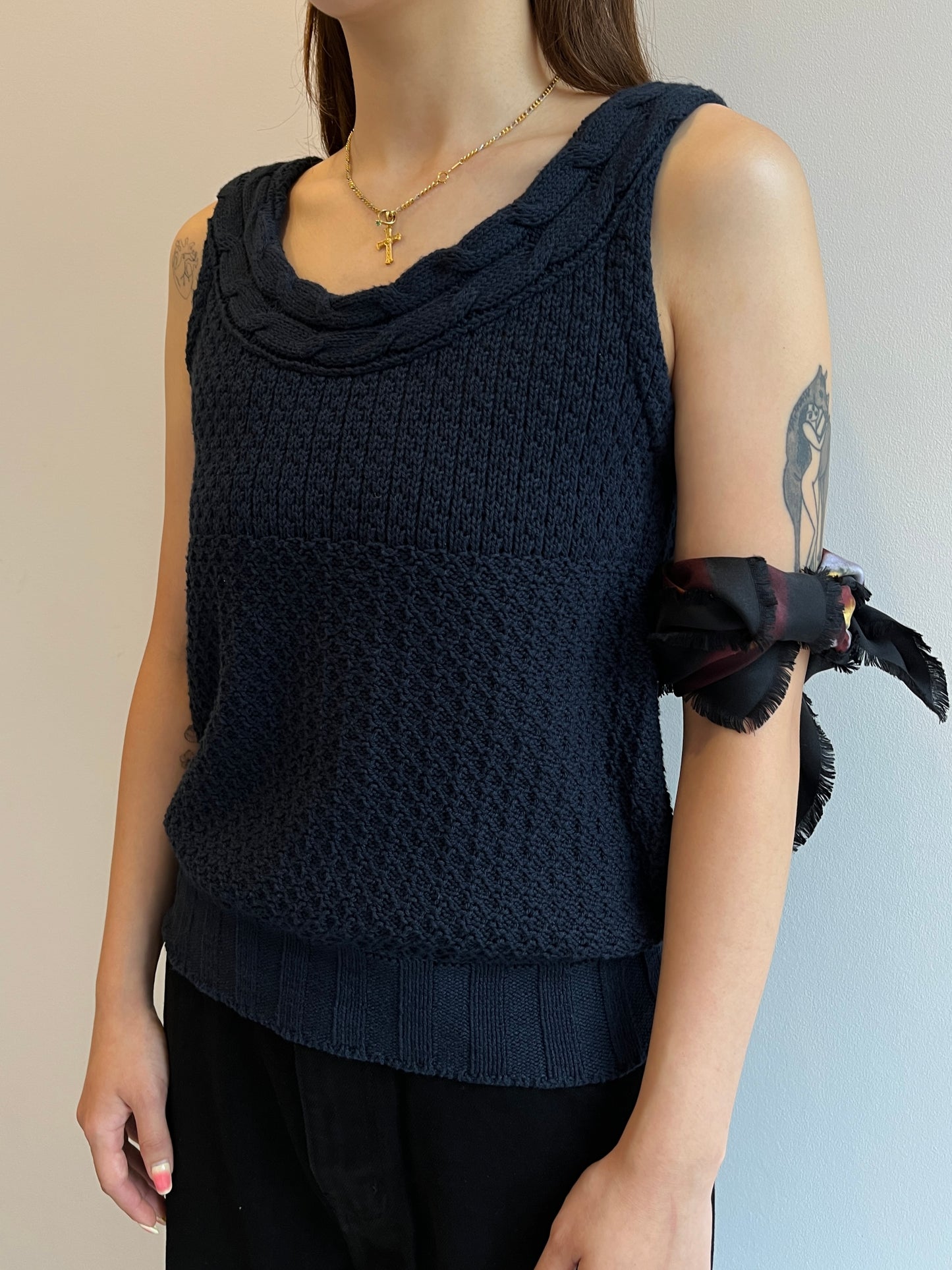 ISSEY MIYAKE Sleeveless Knit Top