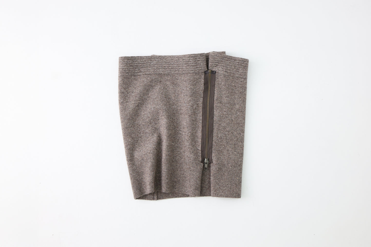 Zip knit tube