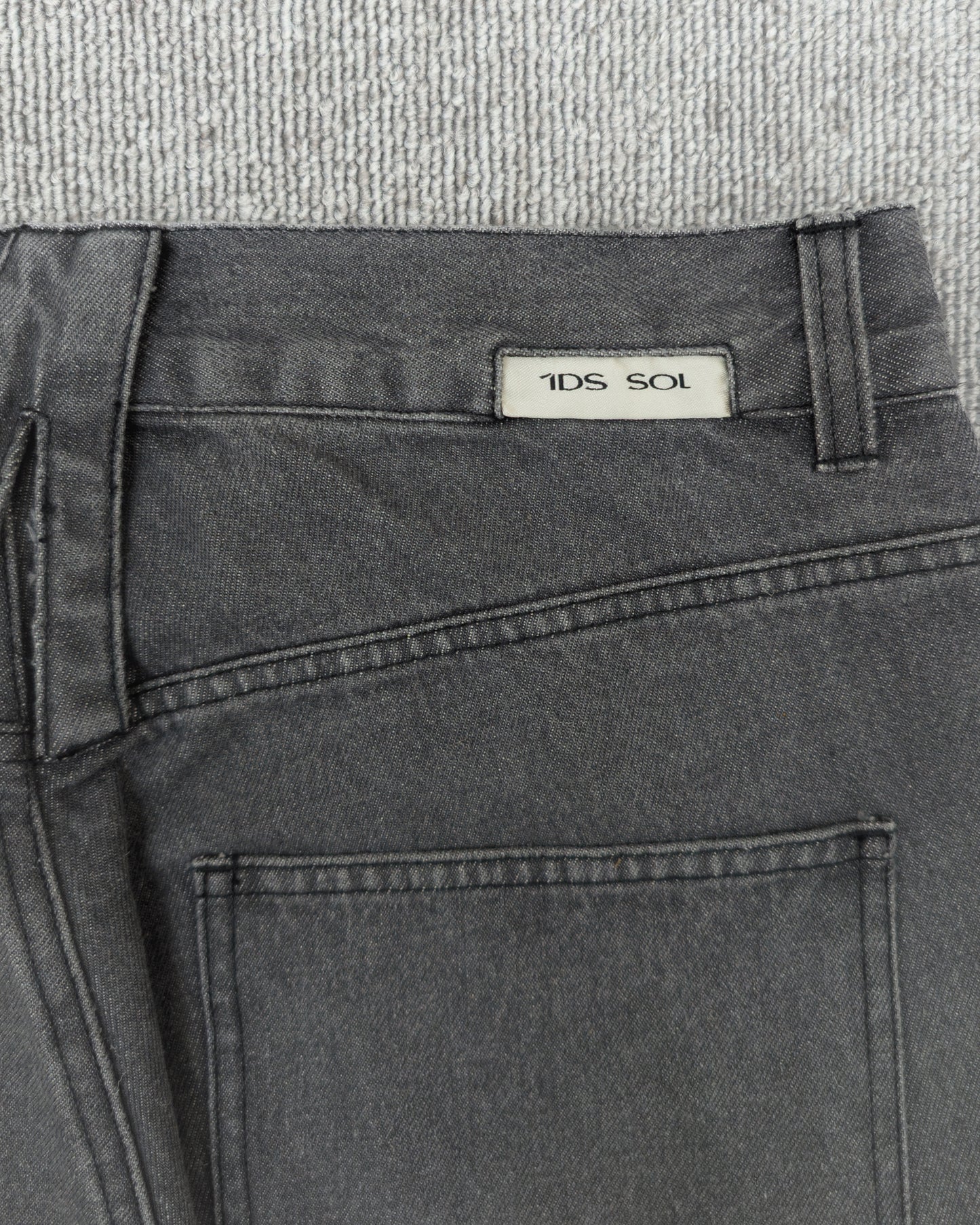 1ds Denim Straight Pants (Grey Denim)