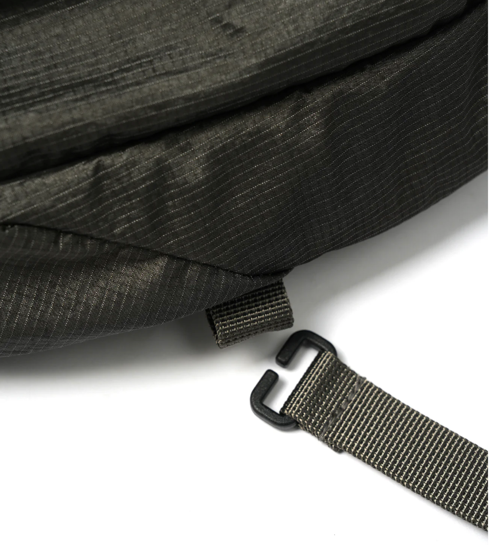 SR1 | 2-WAY GRAB BAG BLACK