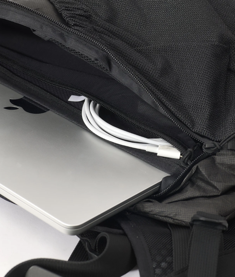 SR4 | GRAB BAG, BLACK