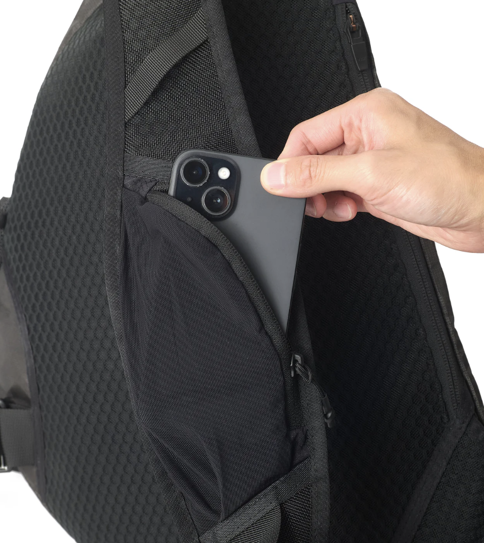 SR4 | GRAB BAG, BLACK