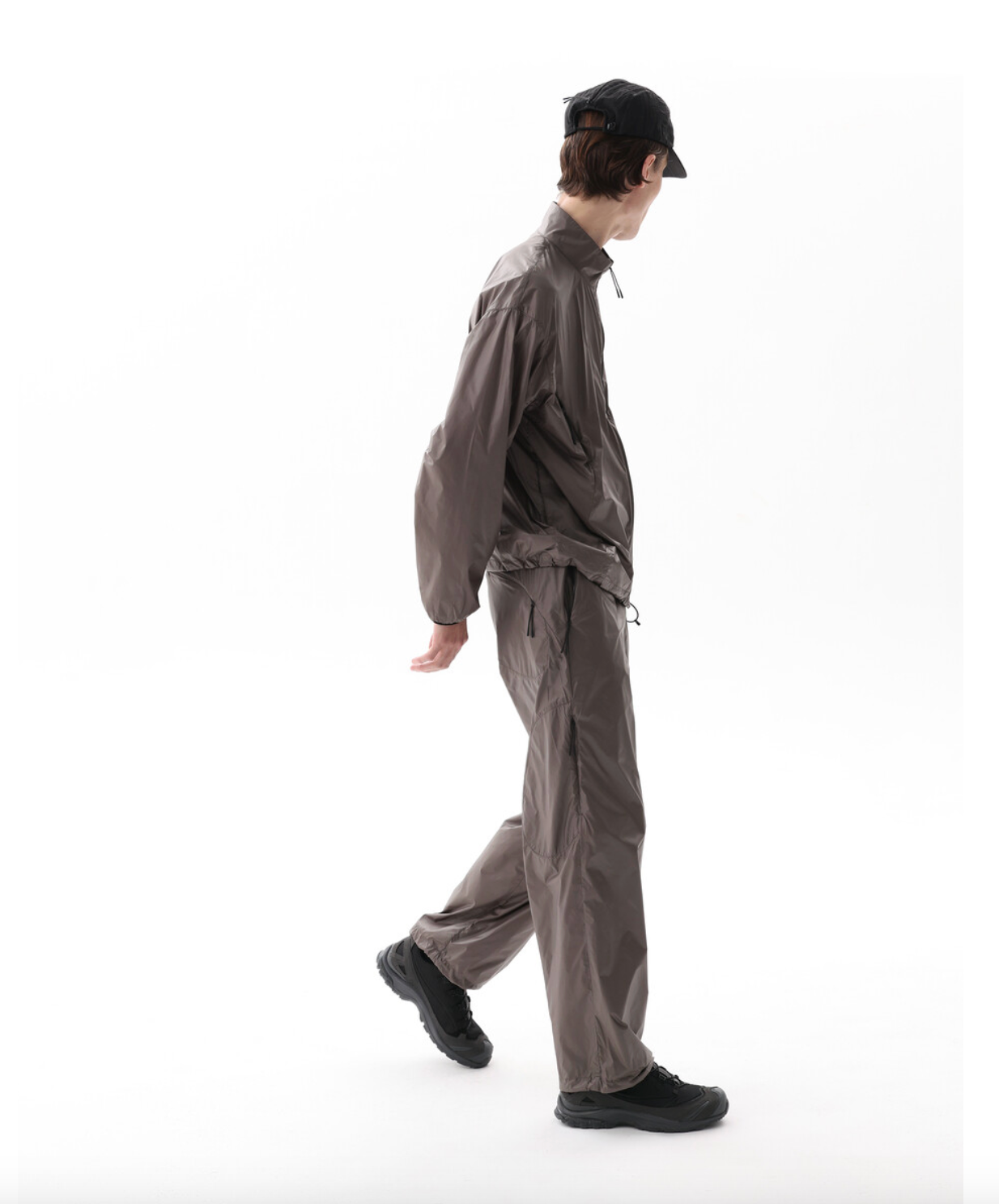 Parachute Pants (Dark Brown)