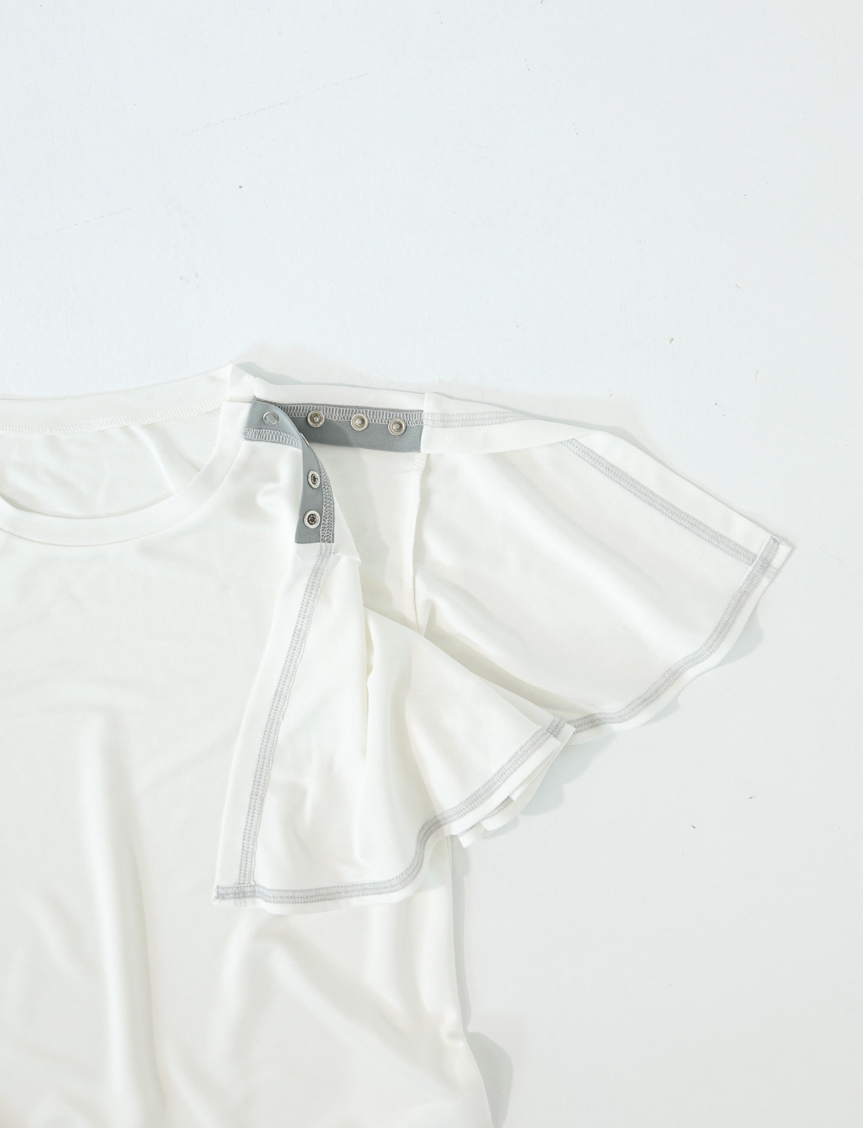 Flare sleeve top white