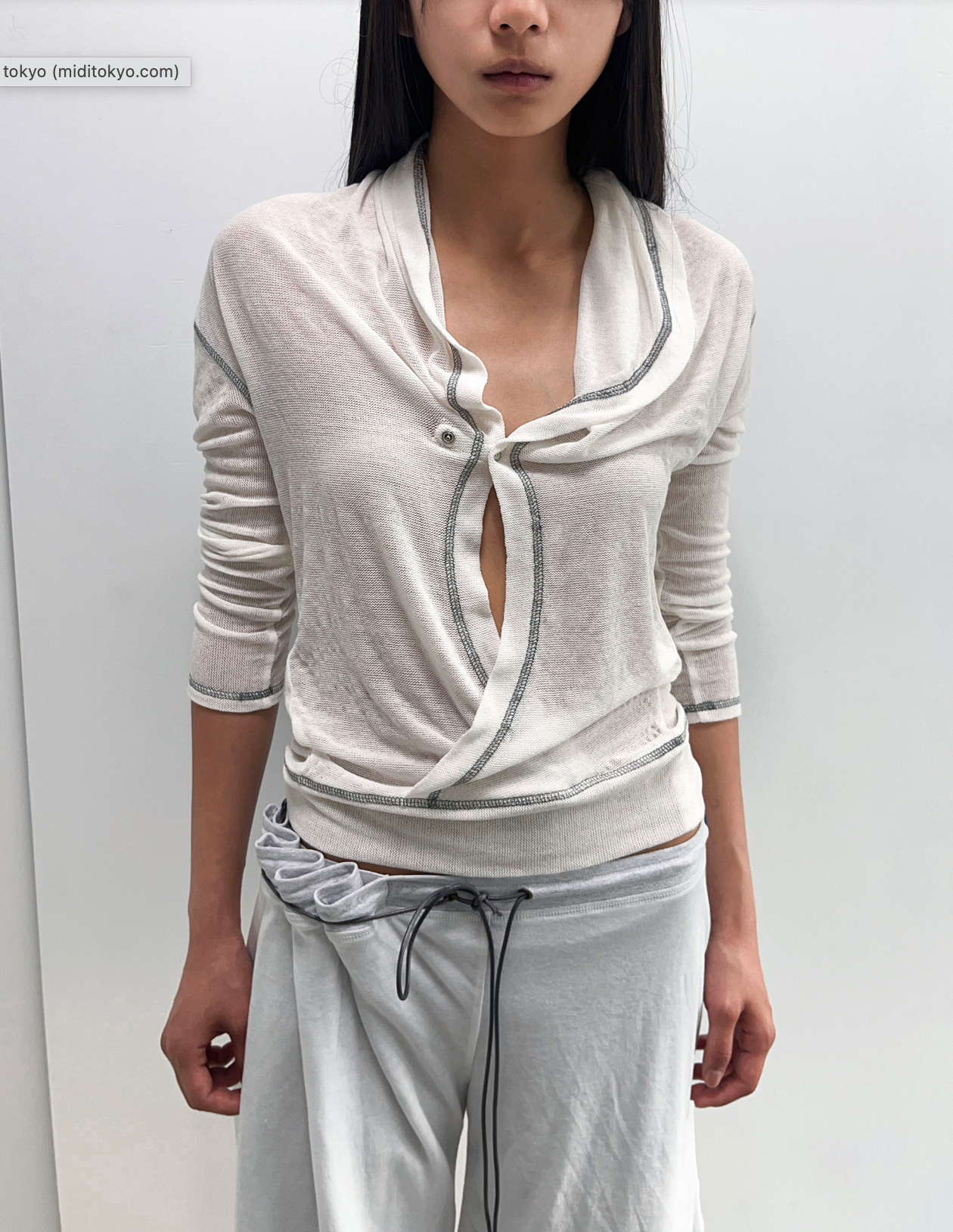Back flare mesh top white