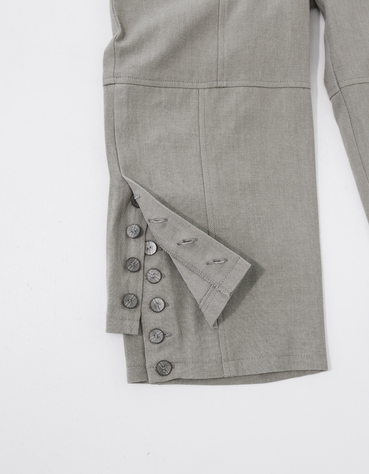 Double layered cropped pants beige