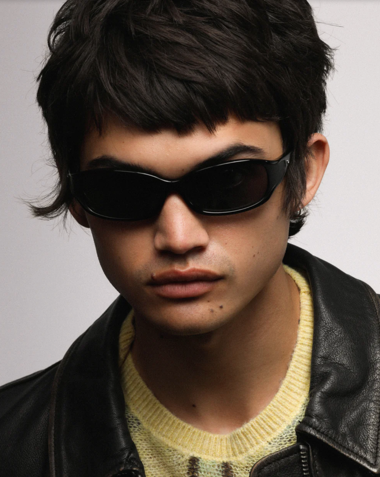 Joans Black & Black Lens