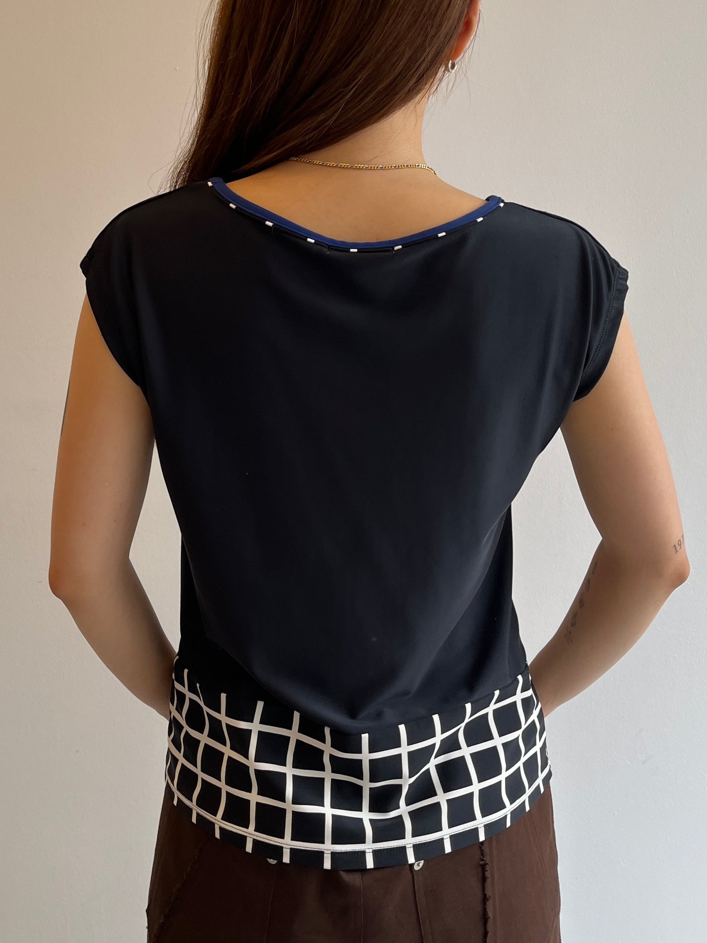 ISSEY MIYAKE Sleeveless Grid Panel Blouse