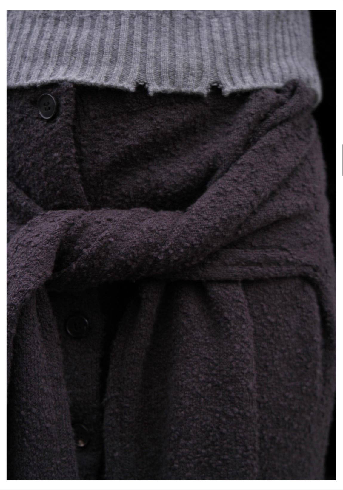 Distressed Split-Neck Pullover In Wool DARK BROWN