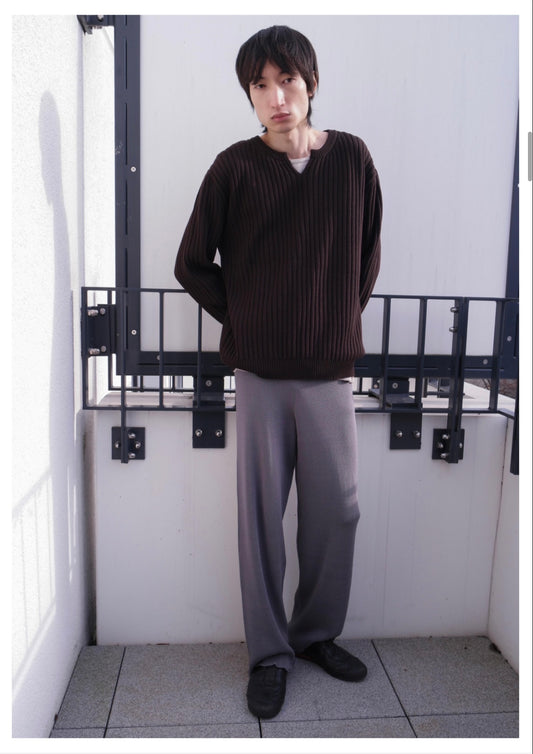 Distressed Split-Neck Pullover In Wool DARK BROWN