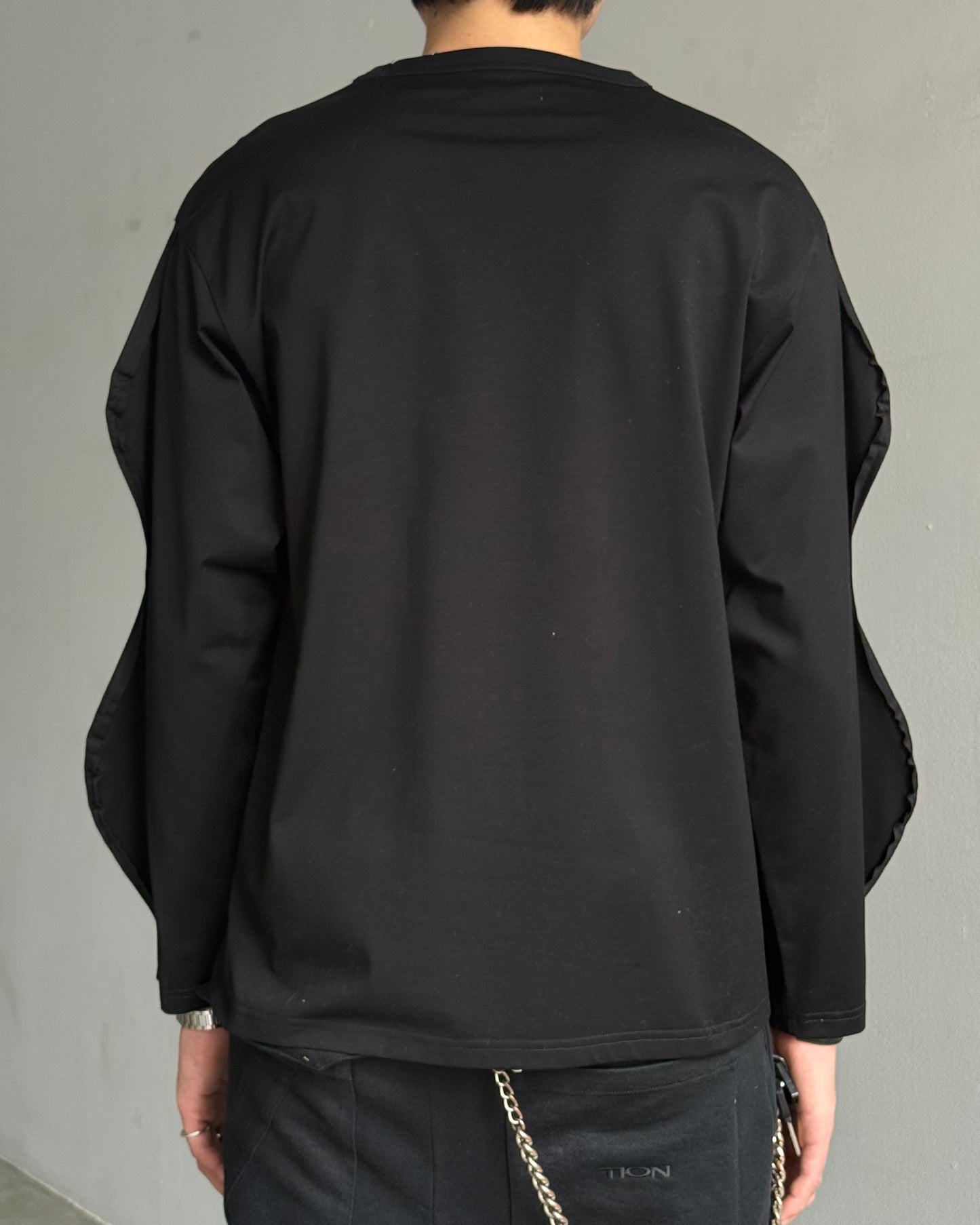 MUSCLE BODY (Black)