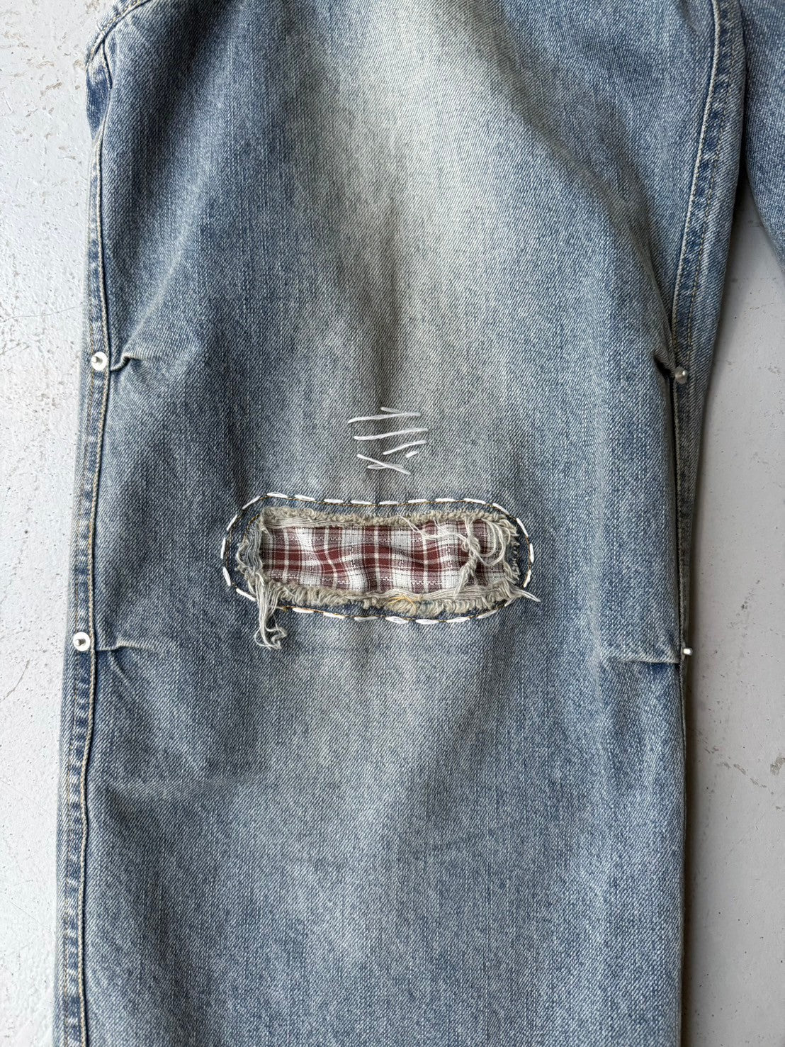 Patch denim pants