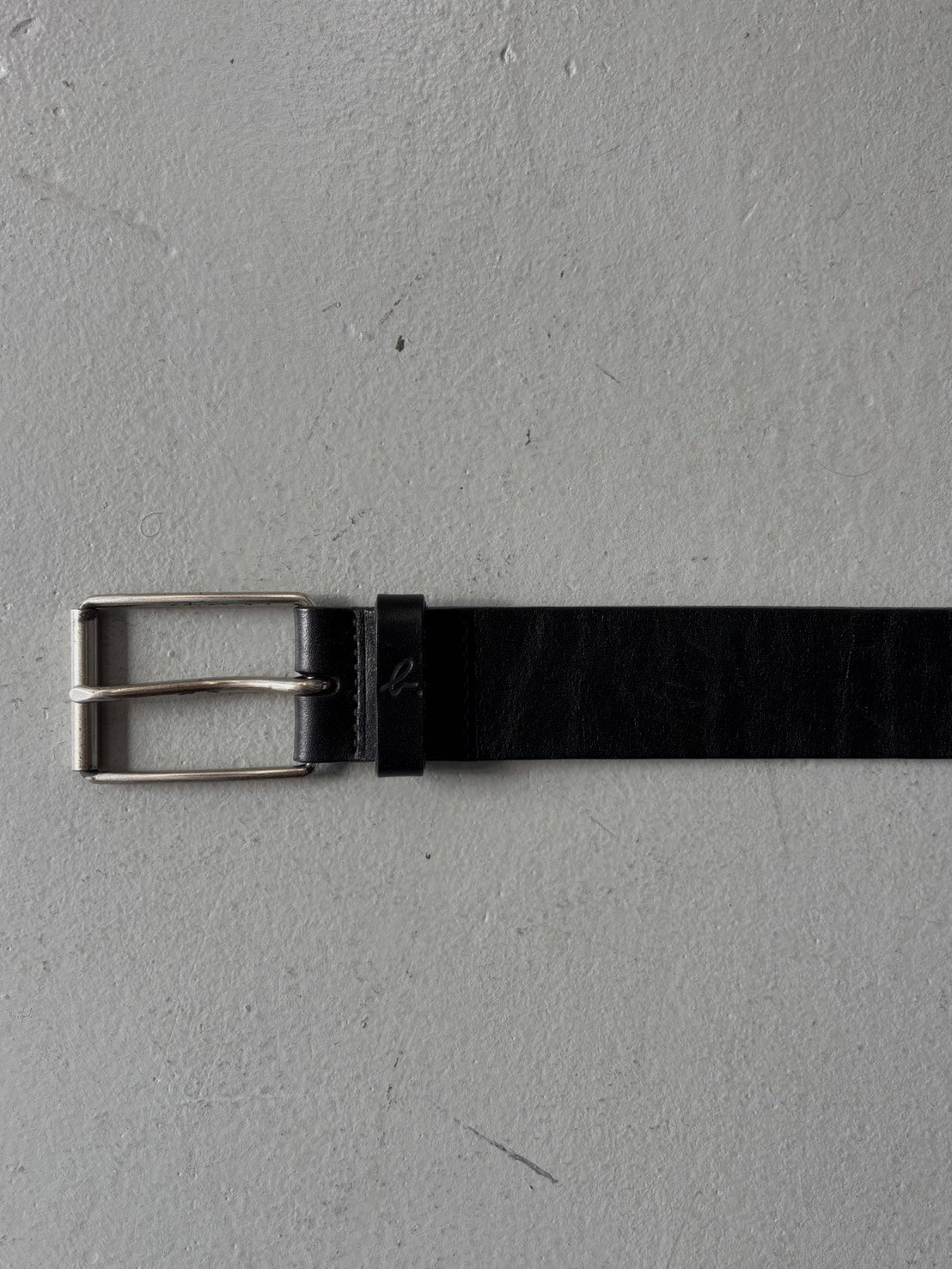 Agnes b. Cow Leather Belt (Black)