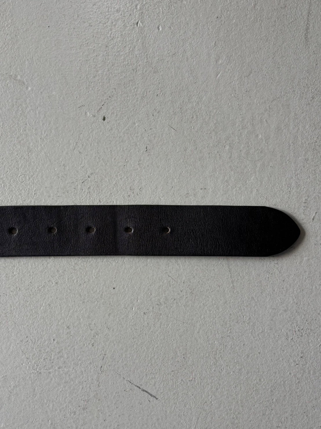 Agnes b. Cow Leather Belt (Black)