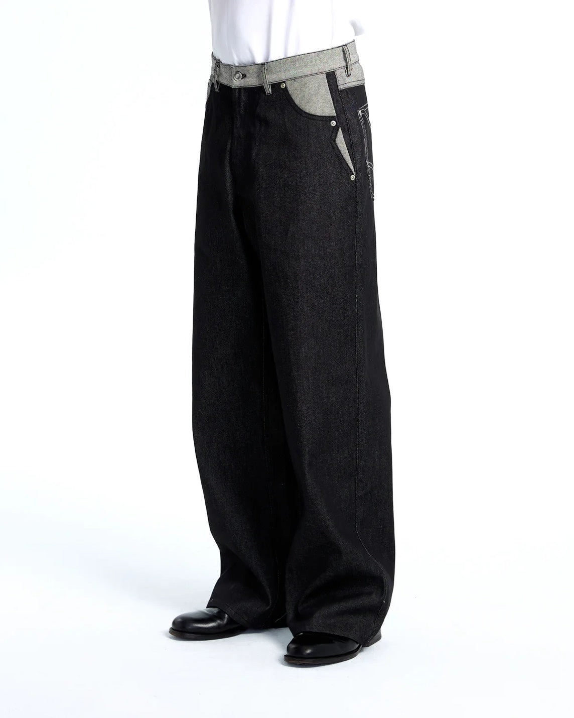 Curvy Raw Denim