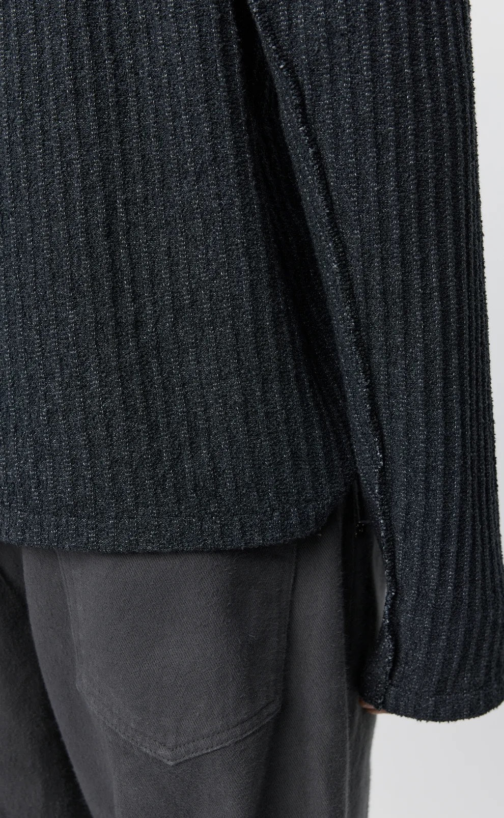 Round Neck Swaeter