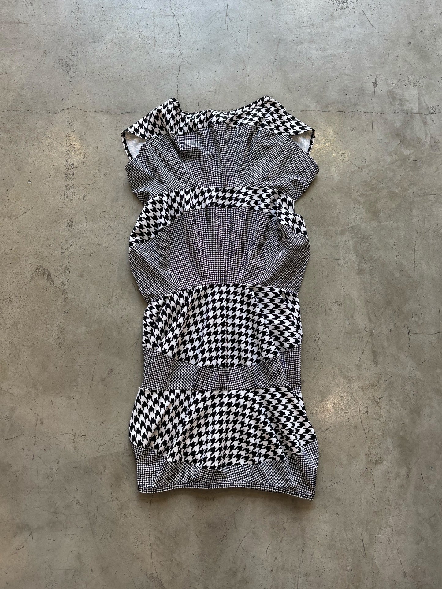 Junya Watanabe Spring 2010 Houndstooth Dress (velvetknife)
