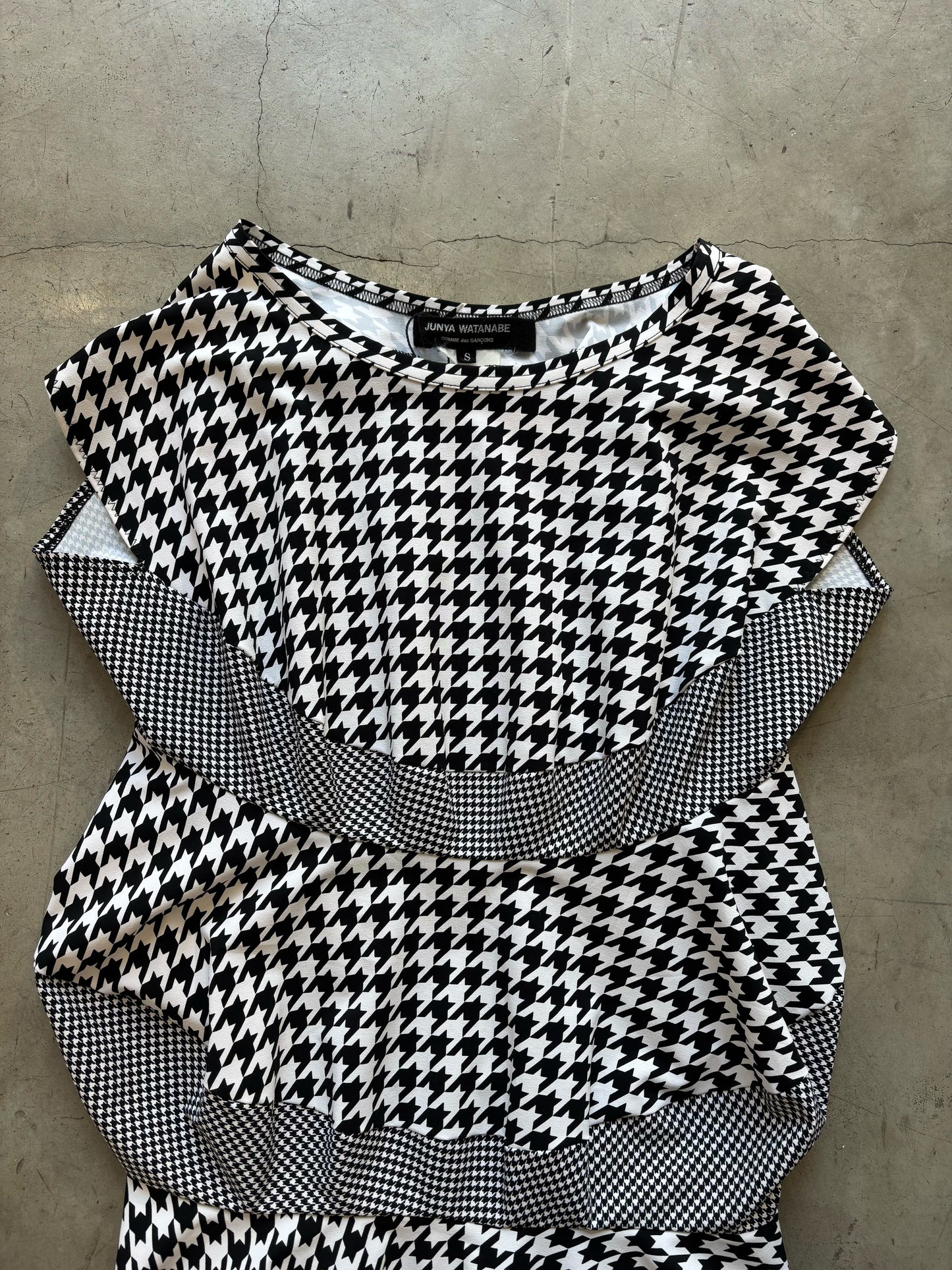 Junya Watanabe Spring 2010 Houndstooth Dress (velvetknife)