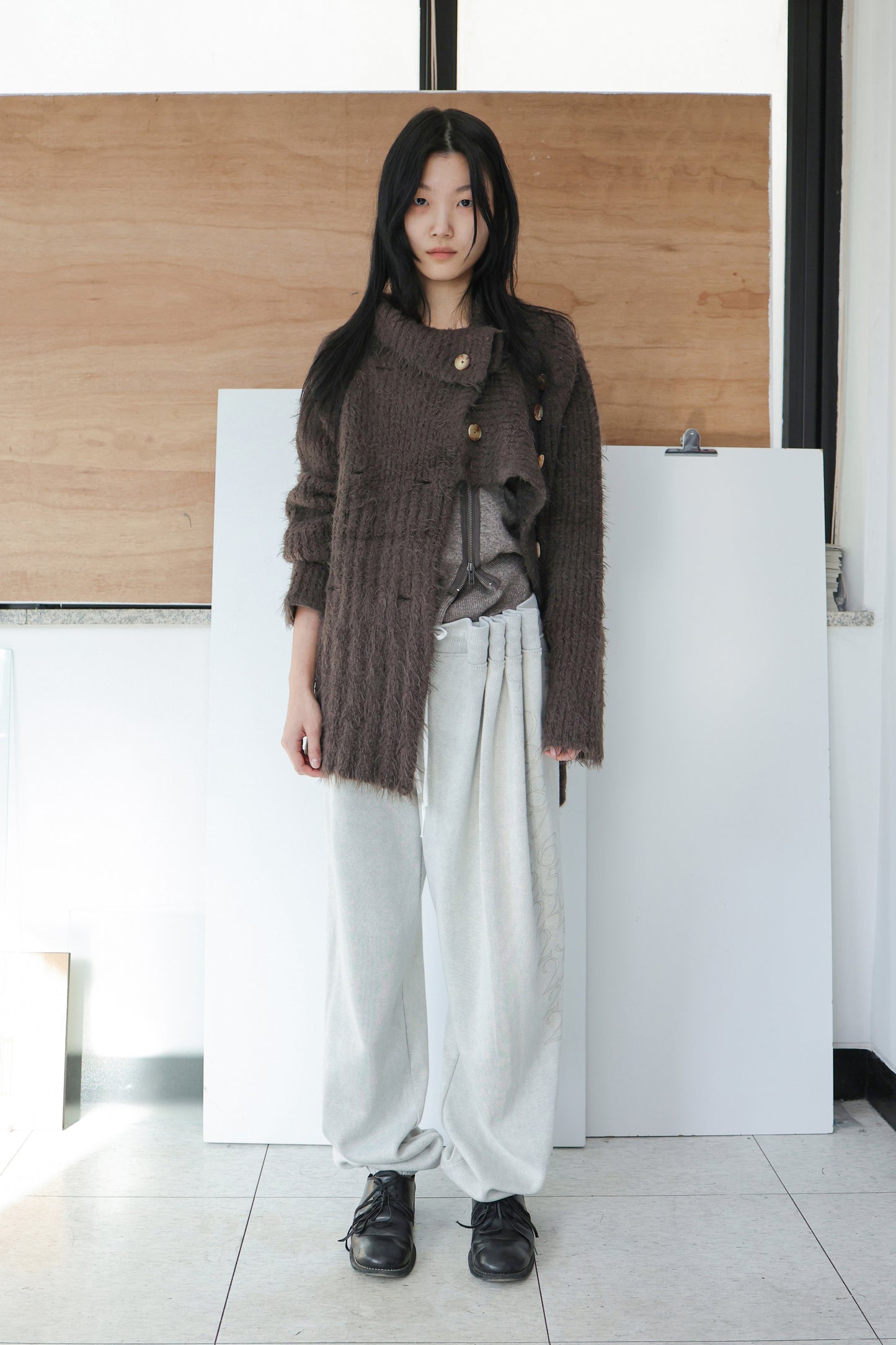 BUTTONED KNIT CARDIGAN