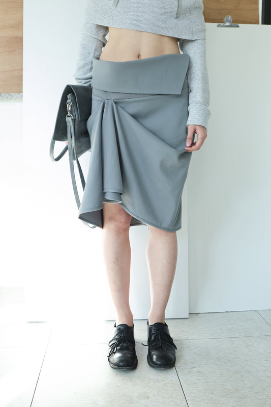 Brace unbalance skirt