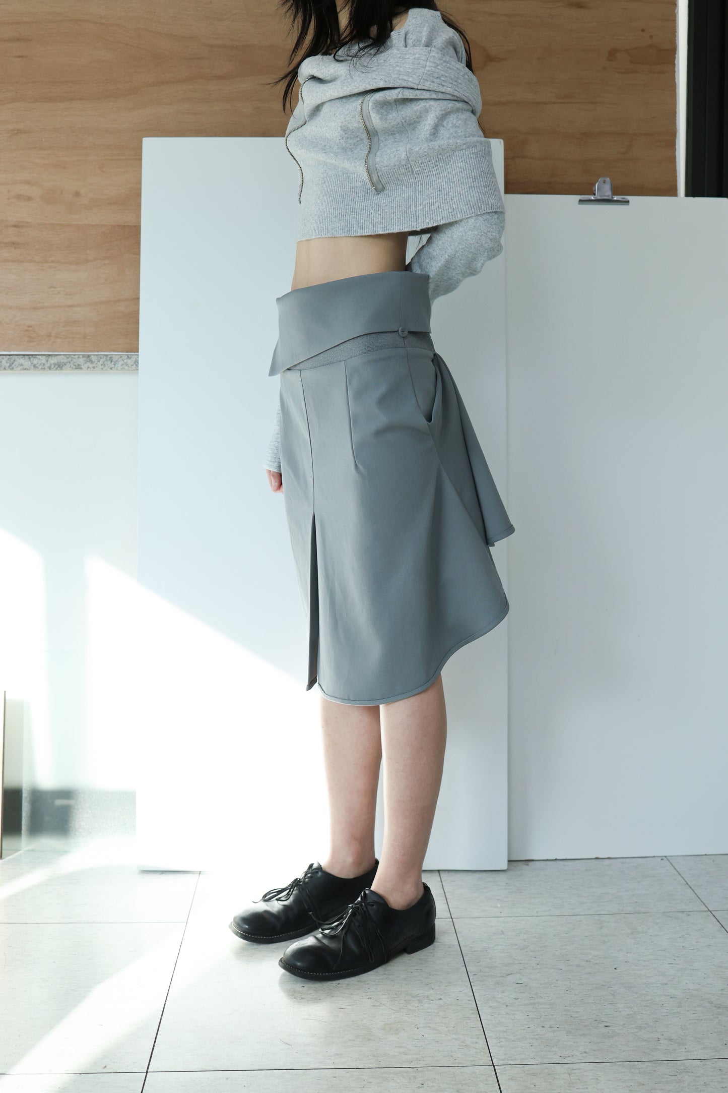 Brace unbalance skirt